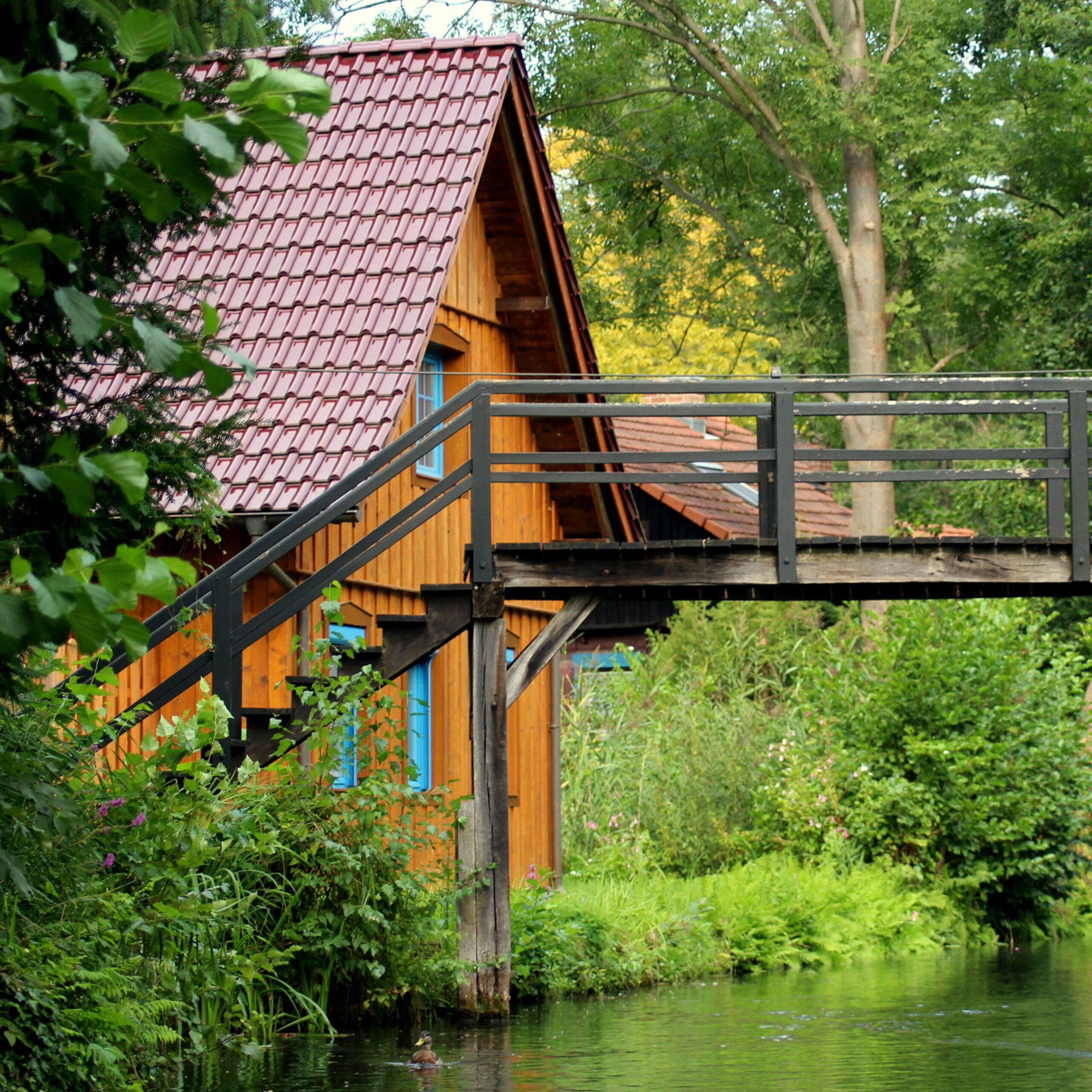 Channel Water Bridge a