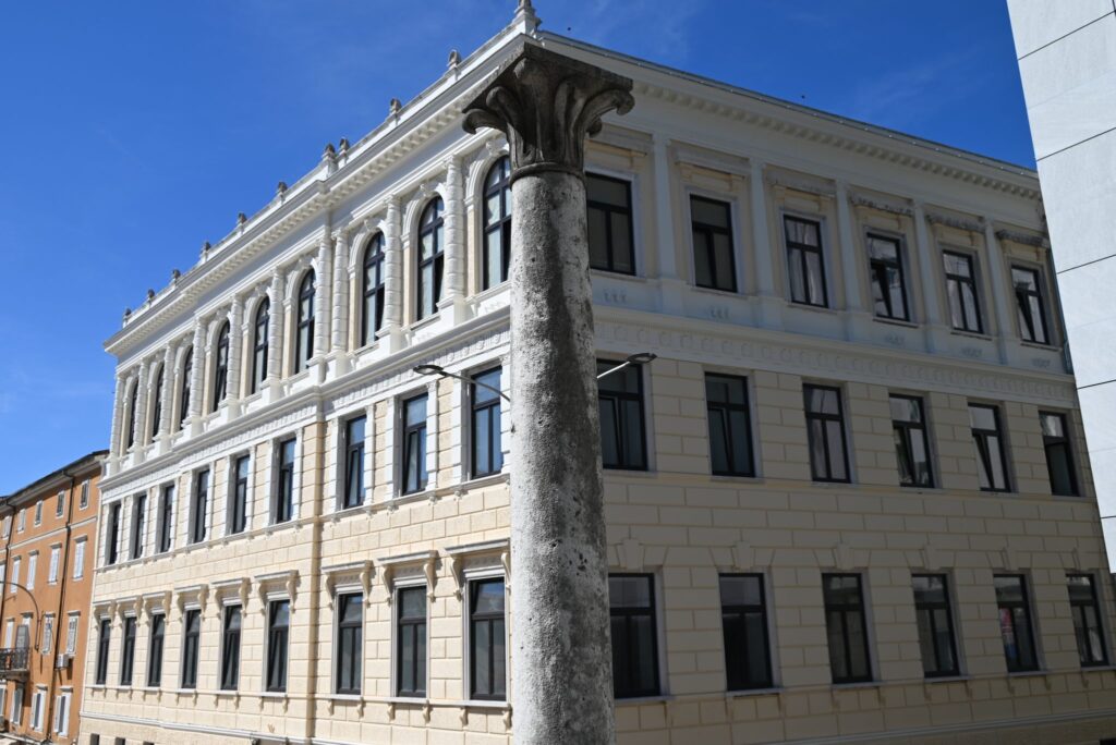 Energetski obnovljena Sveučilišna knjižnica Rijeka konferencijom obilježila završetak NextGenerationEU projekta energetske obnove zgrada sa statusom kulturnog dobra